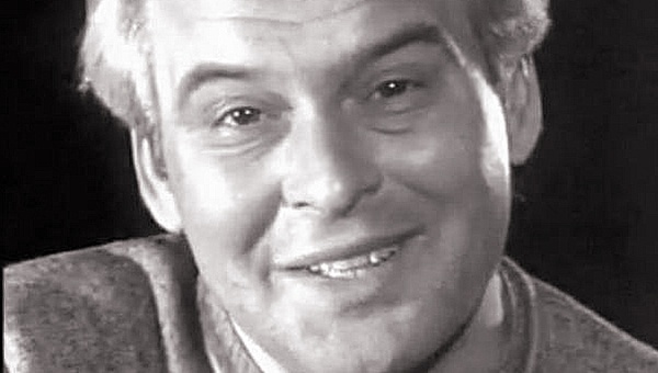 Latinovts Zoltán verset mond a Magyar Televízióban, 1975