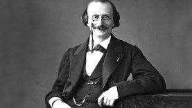 Photographie-de-Jacques-Offenbach-par-Nadar