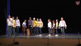 Duna Menti Tavasz – Méhek a vonaton