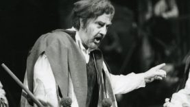 Rigoletto-1987-Pavol-Mauréry-Rigoletto-foto-Jozef-Vavro-600×588