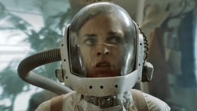 Doors-movie-film-sci-fi-thriller-2021