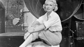 Lana-Turner-The-Sea-Chase-1955-2