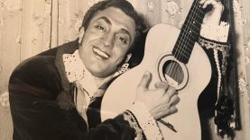 Un giovane Piero Cappuccilli interpreta Figaro ne Il barbiere di Siviglia – Rossini 🎶 Teatro Massimo – Palermo