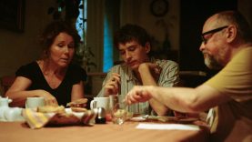 Magyarázat mindenre – a film egy képkockája