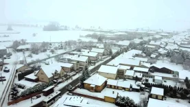 Mikulásnapi havazás.mp4_snapshot_02.33_[2023.12.06_17.05.58]