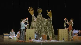 Óriásölö Margaret – Iciri-piciri Bábcsoport