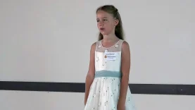 Popluhár Rea Napsugár