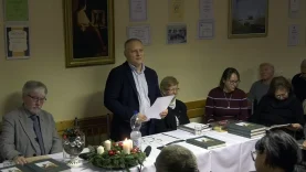 Megkésett főhajtás