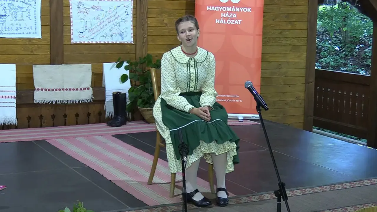 XV Ipolyi Arnold – Zahorcsek Zoé